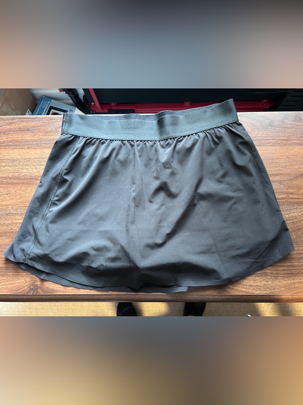 Aritzia Golden Black Athletic Skort – Size Medium – Built-In Shorts